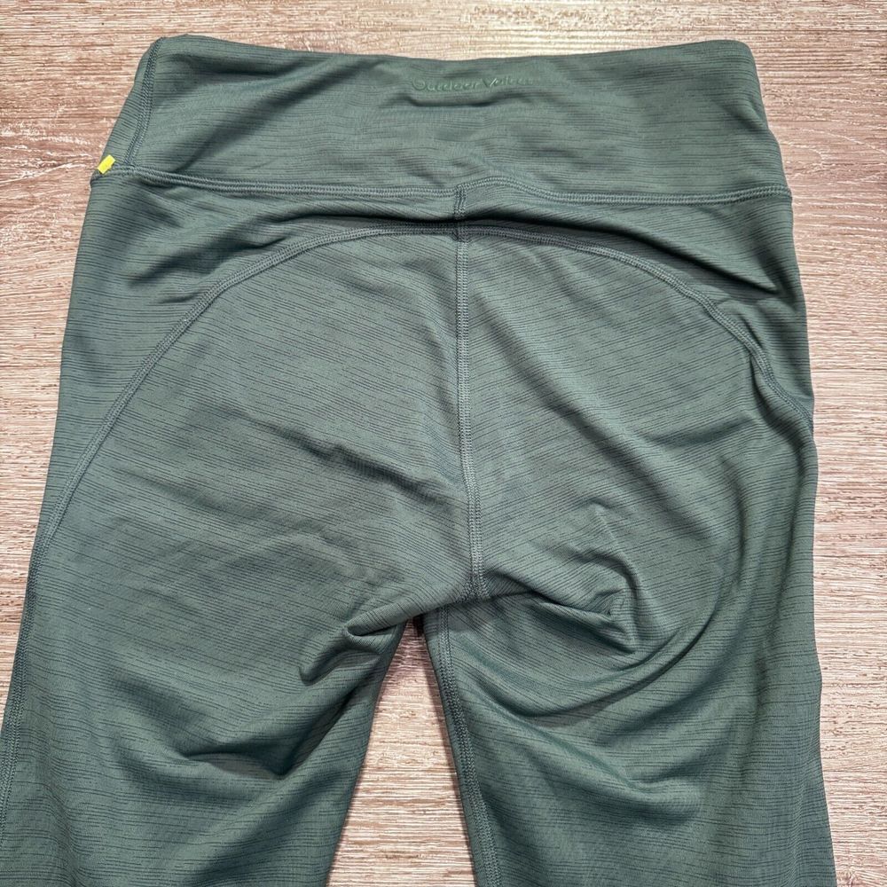 Outdoor Voices Leggings Womens Small Green Compression Training Workout Capri‎